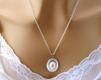 Victorian Locket, Silver Locket Necklace, Bridesmaid Locket, Pearl Locket, Women's Silver Locket, Vintage Style Locket Pendant Necklace