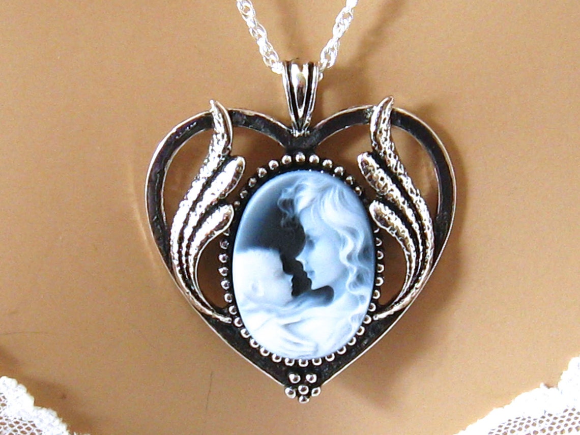 Real Cameo Necklace/father Mother Child Cameo Necklace/carved Etsy