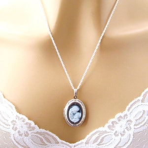 Mother Child Necklace/Mother and Baby Necklace/Real Cameo Necklace/Carved Mother Child Cameo Locket Necklace/Push Present Gift for Wife/Mom image 3
