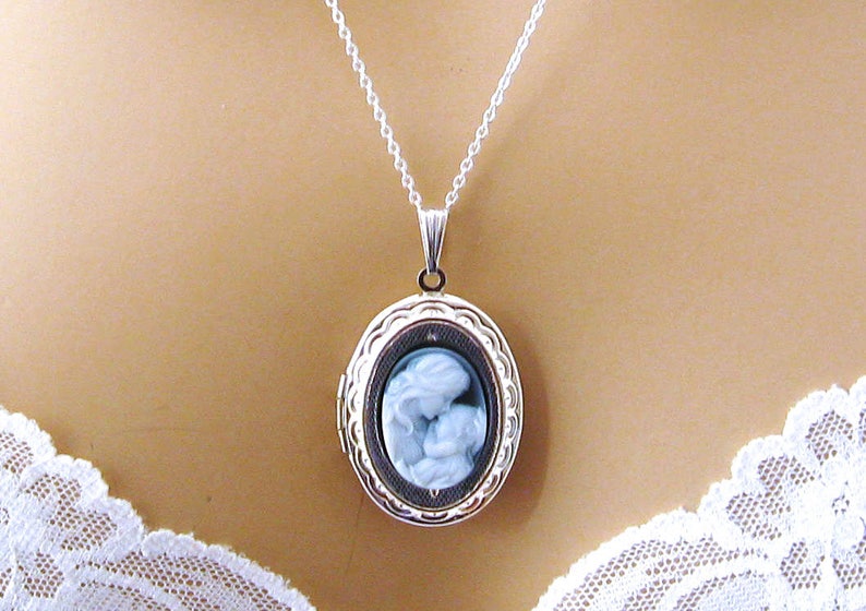 Mother Child Necklace/Mother and Baby Necklace/Real Cameo Necklace/Carved Mother Child Cameo Locket Necklace/Push Present Gift for Wife/Mom image 7