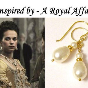 Gold Pearl Dangle Earrings, Pearl Drop Earrings, Pearl Earrings, Pearl Wedding Bridesmaid Earrings, Bridesmaid Gift