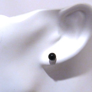 Genuine Black Onyx Stud earrings Natural Black Onyx Studs 6 mm Round Onyx bead Sterling Silver or Gold posts Gemstone Black Stud Earrings