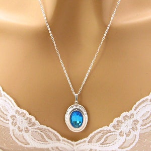 Victorian Locket, Silver Locket Necklace, Bridesmaid Locket, Blue Locket, Women&#39;s Silver Locket, Vintage Style Locket Pendant Necklace