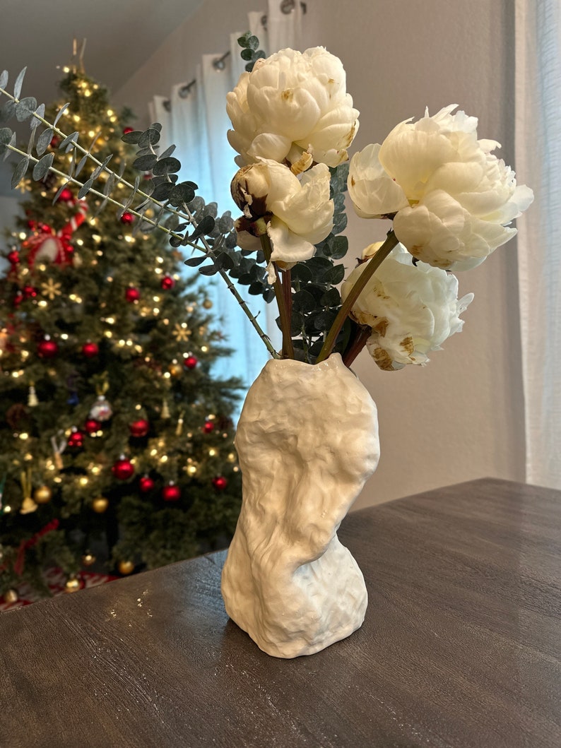 Contemporary Sculptural Vase Abstract Art Porcelain Flower Arrangement Minimalistic image 3