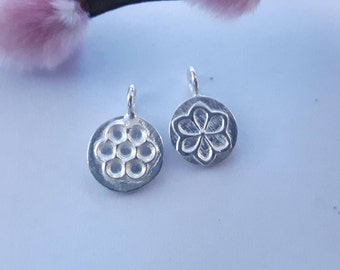 Anhänger Medium 925 Silber  Sterlingsilber geprägt handgefertigt Unikat Kinderschmuck Kinder Blume