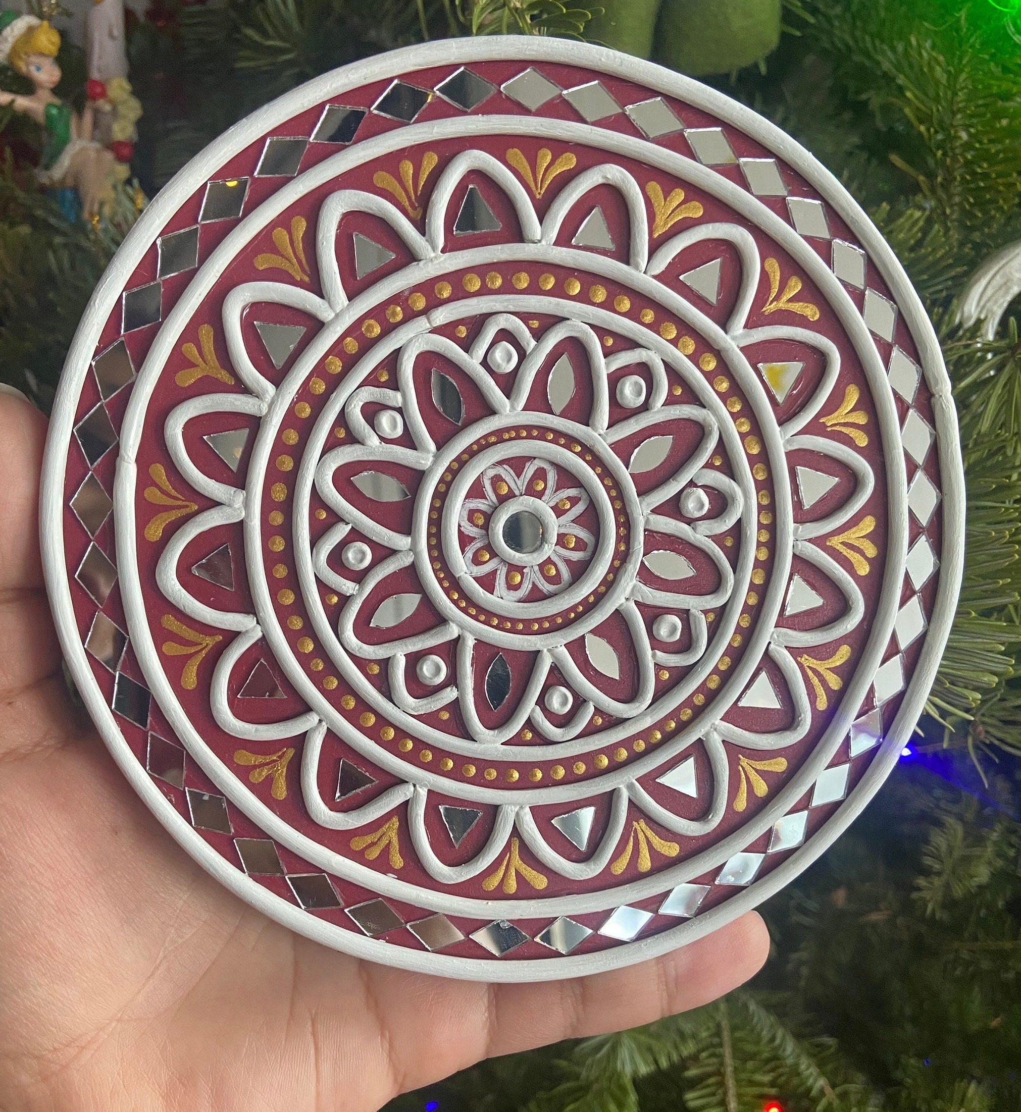 Art o' walls - The simple clay mirror work that I did