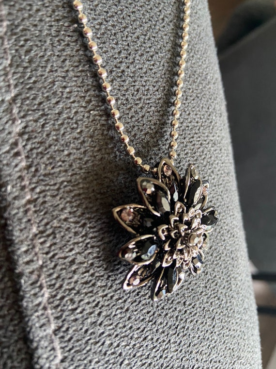 Buy Greencoser Black Dahlia Necklace,Crystal Jewelry Flower Pendant For  Women Gift Custume Accessory At | masterchisinau.com
