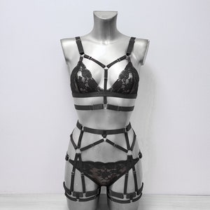Ensemble de lingerie brodée, Ensemble de lingerie florale, Porte-jarretelles, Lingerie de broderie, Lingerie en dentelle florale, Bralette florale, Lingerie fleur