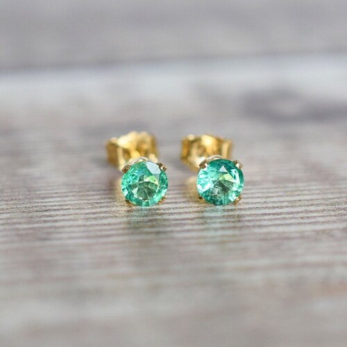 SINGLE Emerald Stud Earring for Men or Women, 4mm Zambian Emerald Stud shops Earring Gemstone Studs May Birthday Gift