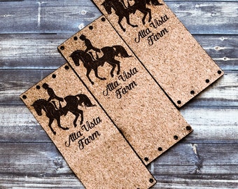 Etiqueta de corcho personalizada grabada con láser y doblada en dos partes, etiqueta de cuero sintético de corcho personalizada para prendas tejidas a crochet, de punto o cosidas