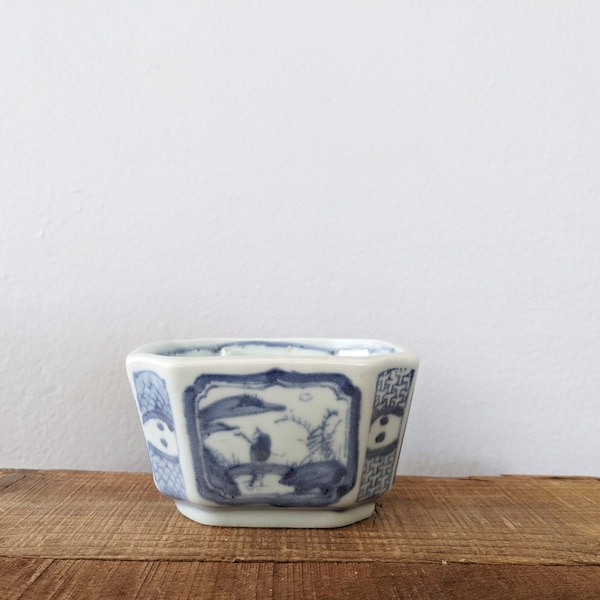 Blue and White Octagonal Bowl/ Square Bowl/ Chinese Antique/ Chinese Porcelain/ Handpainted