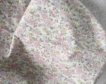 Stoff: Vintage Pastellblütengarten (100% Baumwolle) - Meterware | Baumwollstoff mit Blümchen, Kleiderstoff mit kleinen Blümchen von BrilliLadies