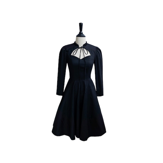 white christmas dresses Black & White Collar Swing Dress – ModCloth main image 0