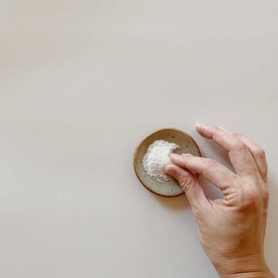 Small Ceramic Trinket Dish Ring Holder Jewelry Dish Tiny Catchall Dish Ring Tray Minimal Speckled Ceramic Dish Nightstand Tray Gift for Her