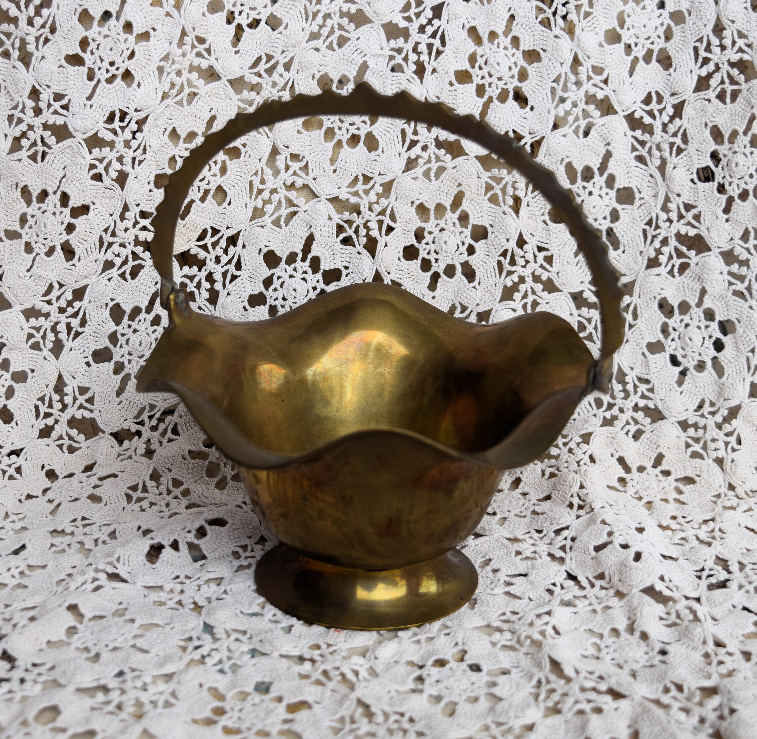 Vintage Brass Basket Swivel Handle Scalloped Rim Pedestal Etsy
