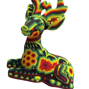 Arte Wixarika, Arte Huichol, Figura Wixarika, Figura Huichol, Artesanía Wixarika, Artesanía Huichol, Arte de Cuentas, Arte Mexicano, México.