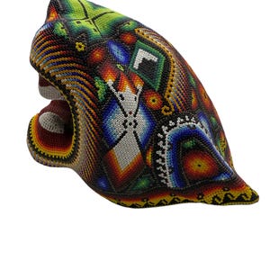 Arte Wixarika, Arte Huichol, Figura Wixarika, Figura Huichol, Artesanía Wixarika, Artesanía Huichol, Arte de Cuentas, Arte Mexicano, México.