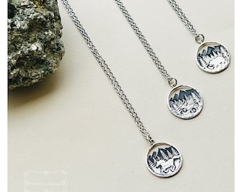 Hammered Mountain Wilderness Necklace: Hypoallergenic Moose Bear Horse Handcrafted Pendant.