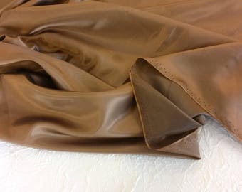 Sergé/twill double face en rayonne viscose irisé bronze/noir, haute couture, laize 158 cm (1,73 yd)