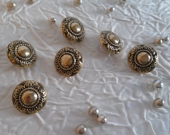 Lot 3 boutons vintage haute couture en métal doré vieilli, en relief, bouton en métal doré, bouton design, bouton haute couture,18 mm (0,7")