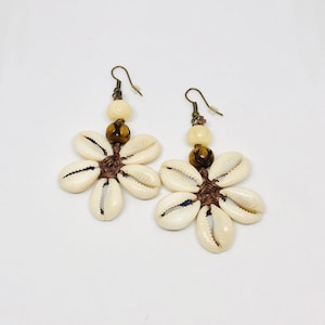 Cowrie Shell Star Shaped Earrings Afrocentric Jewelry Seashell Earrings Beach Accessory Gift For Women Shell Flower Earrings image 4