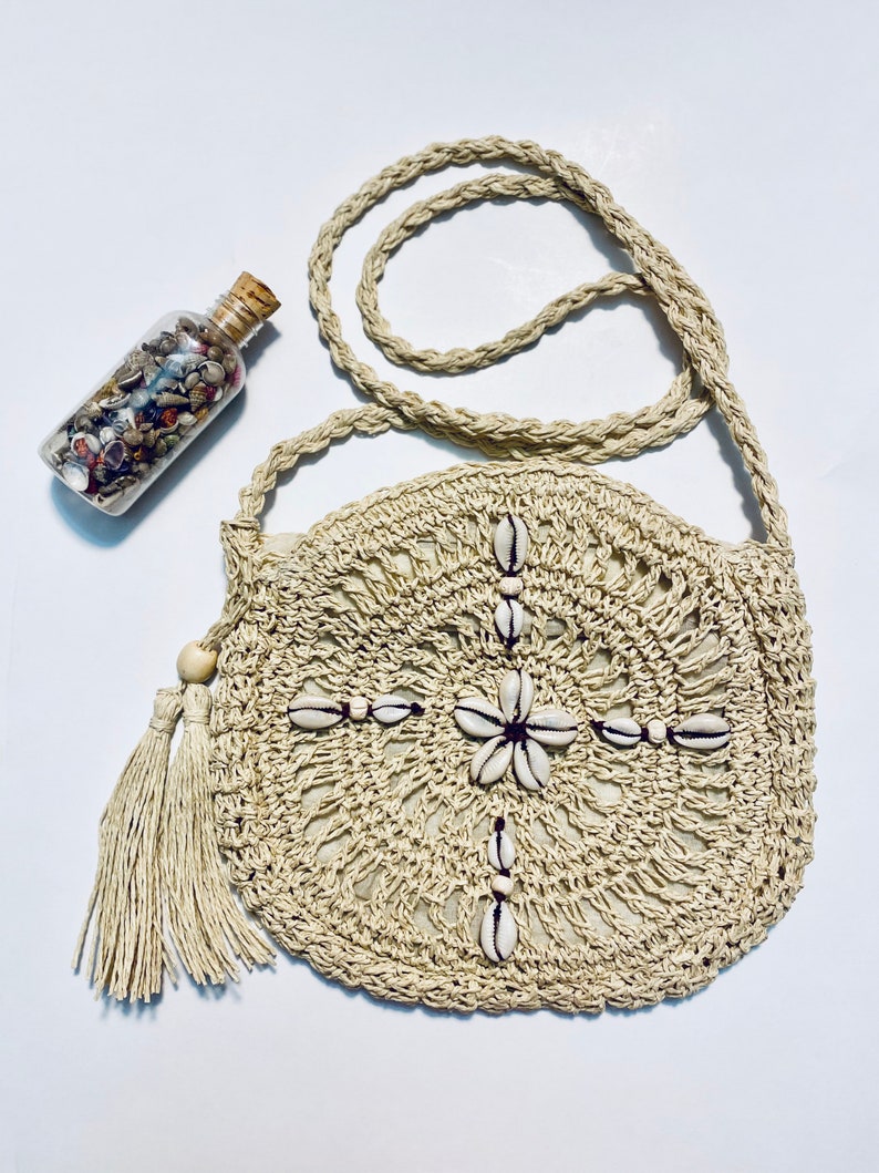 Cowrie Shell Rattan Woven Handbag Round Cross Body Handbag Long Strap Purse Cowry Hand Altered Tassel Wooden Detail Gift For Women Beige