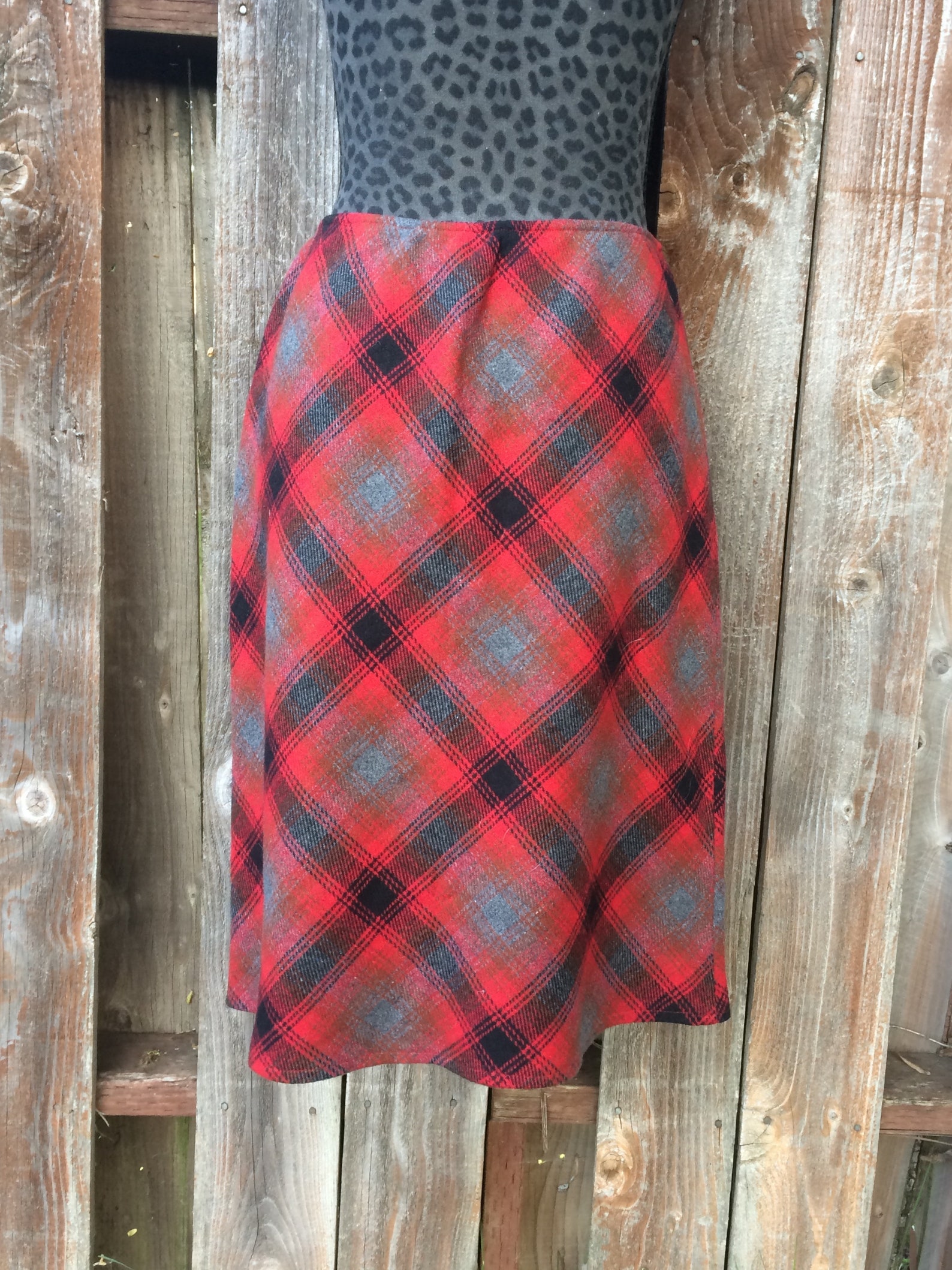 Red Plaid Wool Skirt / Red Flannel Wool Blend Skirt / Vintage Etsy