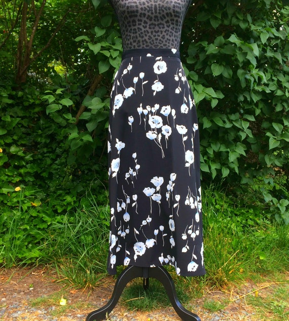 Black Blue and White Floral Skirt / Black and Blue Floral | Etsy