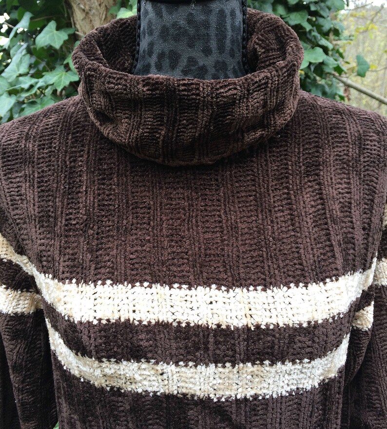 chocolate brown knit top