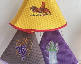 Round towel/towel in embossed terry cloth with pattern: rooster and hens, lavender pot, bunches of grapes, customizable