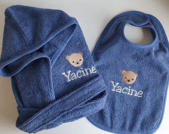 Small bathrobe and bib set, embroidered with first name and image of your choice (Disney, animals, sports, etc.)