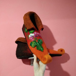 Fairy, witch shoes, gnome shoes, elf shoes, mushroom shoes, halloween shoes, cosplay shoes, halloween witch costume, felt home slippers,gift