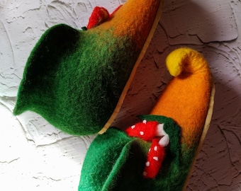 Felt Elf Diy Elf Shoe Covers Elf Boots With Bells