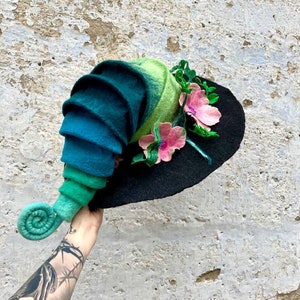 Witch hat, wizard hat, wool hat, halloween costume, flower and fern hat, custom cosplay hat, warlock hat, magic, forester hat, moon hat image 5