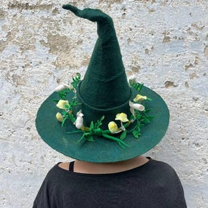 Forester hat,hat with mushrooms and ferns,felt hat,wool halloween costume,witch hat,custom cosplay,natural wool hat,witch hat