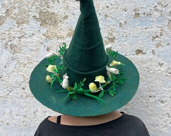 Forester hat,hat with mushrooms and ferns,felt hat,wool halloween costume,witch hat,custom cosplay,natural wool hat,witch hat