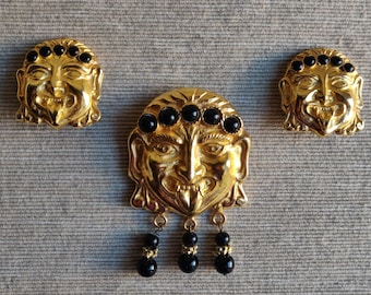 Demi parure Vintage with Brooch and Earrings with Masks