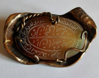 Cornelian and bronze ethnic pin - Spilla etnica in bronzo e corniola