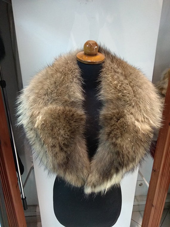 add fur collar to coat
