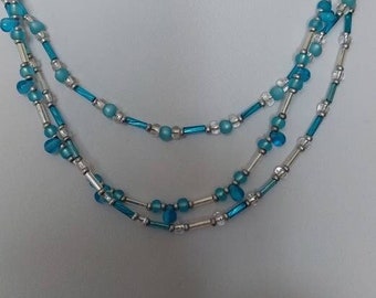 Collana di perline di vetro azzurro a 3 file, collana a 3 fili, collana di perline di vetro corte,