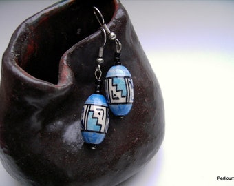 Earrings with ceramic bead