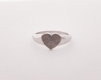 Custom Fingerprint Ring/Heart Shape Ring/Personalized Fingerprint Ring/Custom Handwriting Ring/Memorial Ring/Gold Fingerprint Ring