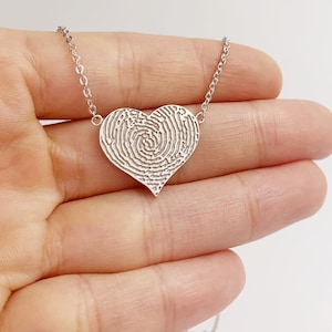 Heart Necklace/Custom engraved Necklace/Actually Fingerprint Necklace/Heart shape Necklace/Custom Handwriting Necklace/14k Gold Necklace