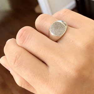 Custom Signet Ring/Custom Fingerprint Ring/Pet's Nose print Ring/Memorial gift for him/Nose print Ring/Gift for husband/14K Gold Ring image 3