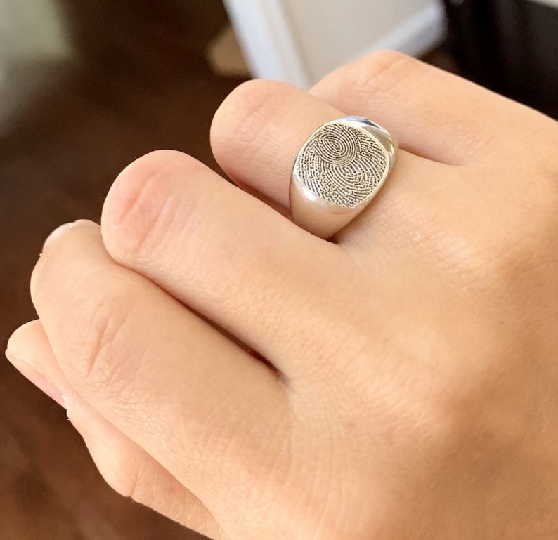 Custom Signet Ring/Custom Fingerprint Ring/Pet's Nose print Ring/Memorial gift for him/Nose print Ring/Gift for husband/14K Gold Ring image 3