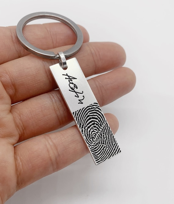 Fingerprint Bar Keychain | Caitlyn Minimalist Rose Gold / One Side