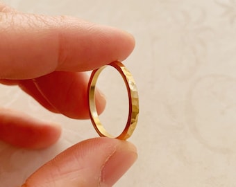 Gehämmerter Ring/Ring mit individueller Gravur/Stapelbare Ringe/Handschriftring/Gedenkgeschenk/Brautjungferngeschenk/Geschenk für die beste Freundin