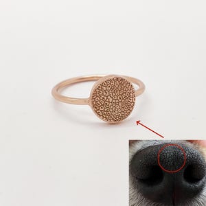 Pet&#39;s Nose Print Ring/Custom Fingerprint Ring/Personalized Ring/Birth Flower Ring/Statement Ring/Stacking Ring/Memorial Gift for mom