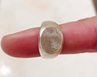 Men's Signet Ring/Men's ring/Nose Print Ring/Custom Fingerprint Ring/Handwriting Ring/Memorial gift/Memorial ring for him/14K Gold Ring