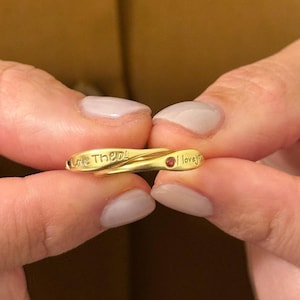 14k guld personligt smycke med handskrift/stapelbar namnring/personliga smycken/gåva med födelsesten
